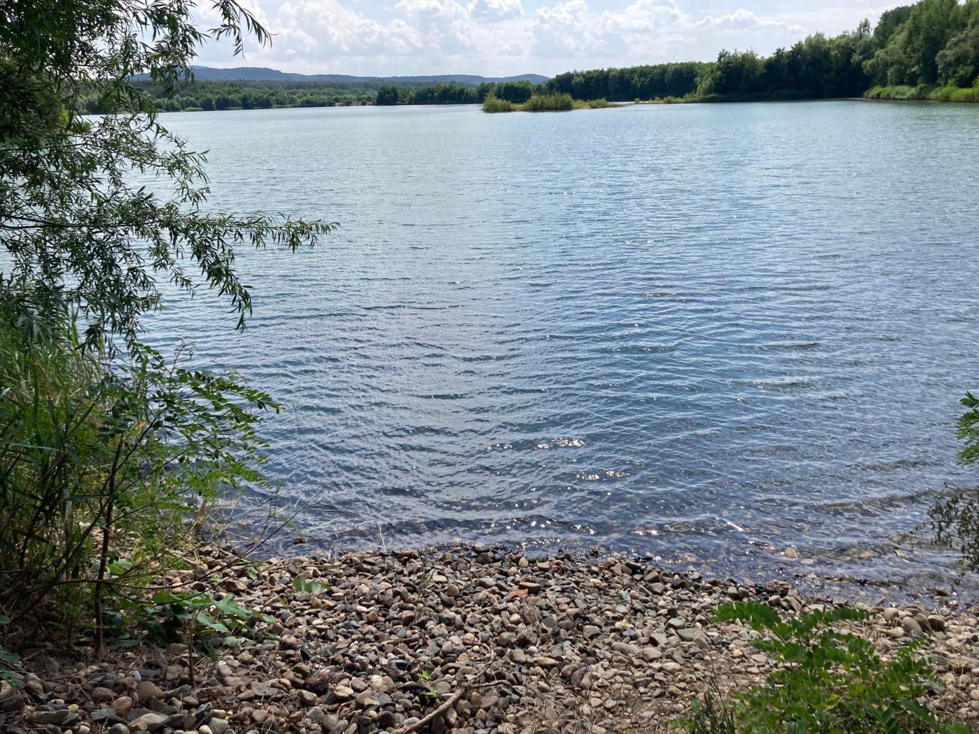 Kuk Racice Lägenhet Exteriör bild