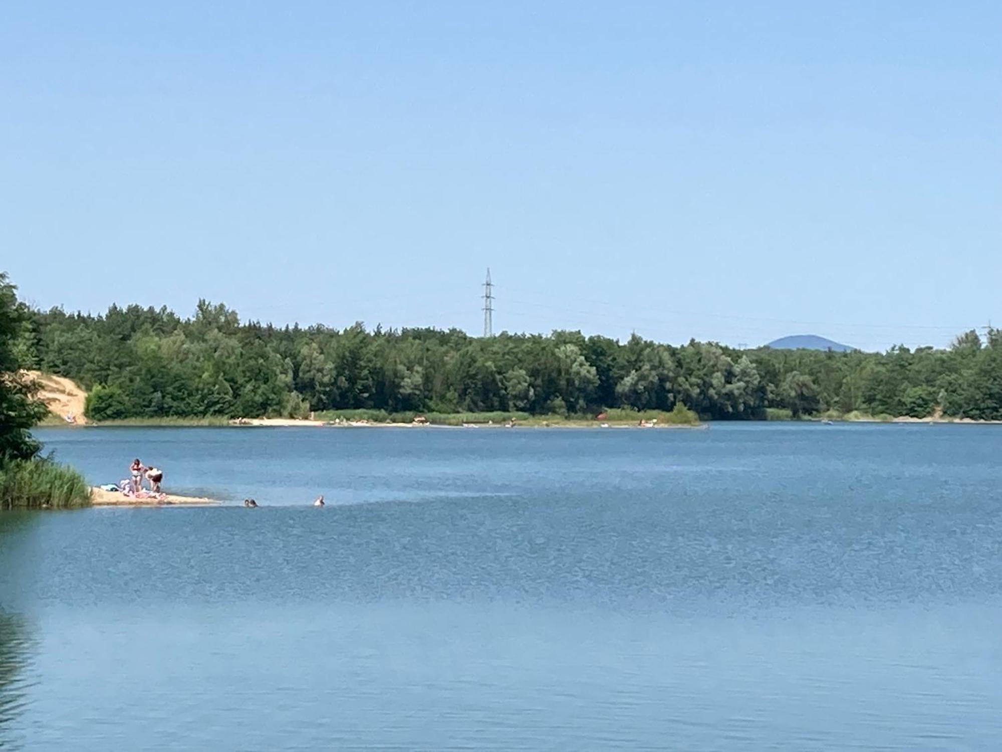Kuk Racice Lägenhet Exteriör bild