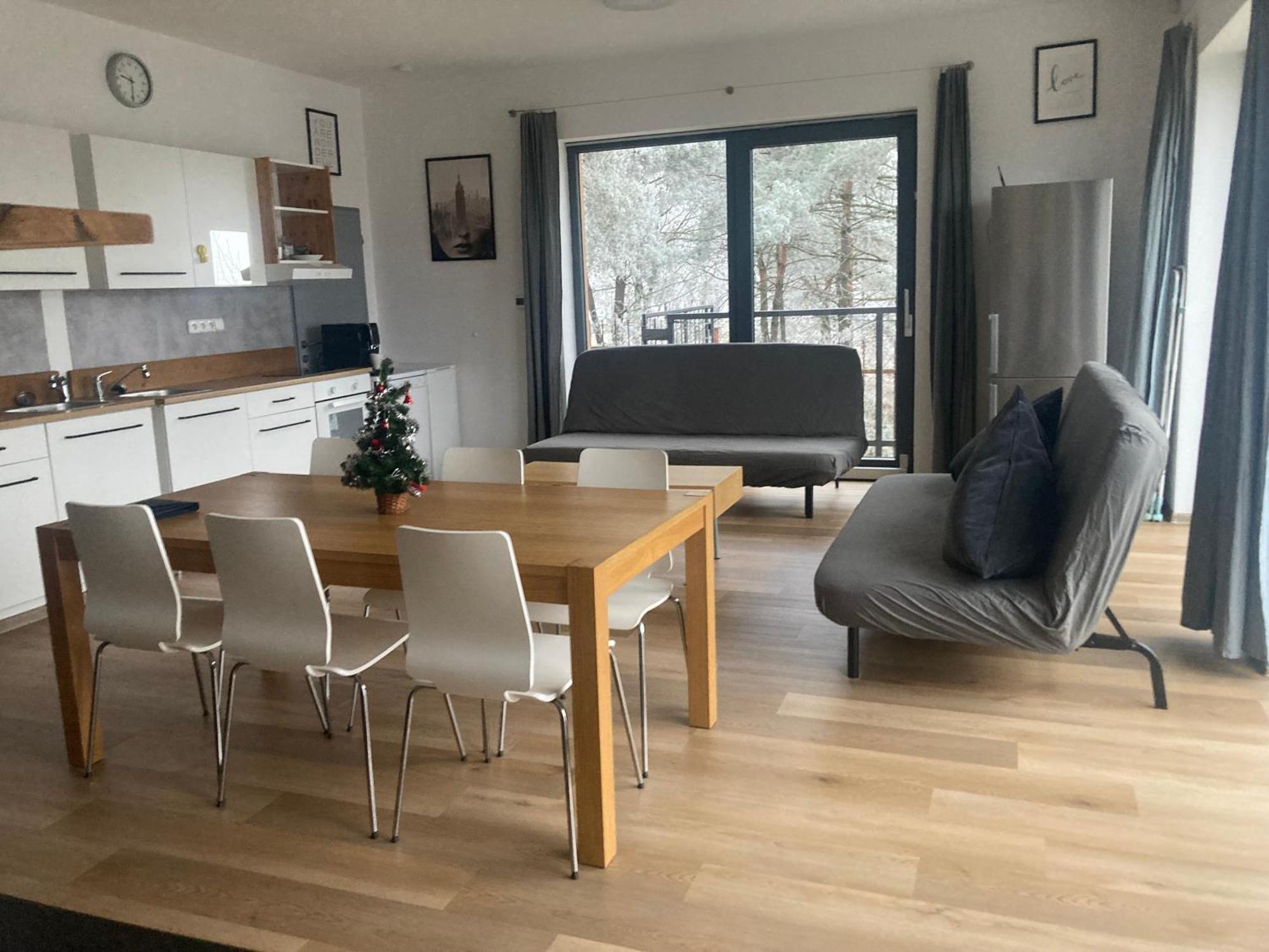 Kuk Racice Lägenhet Exteriör bild